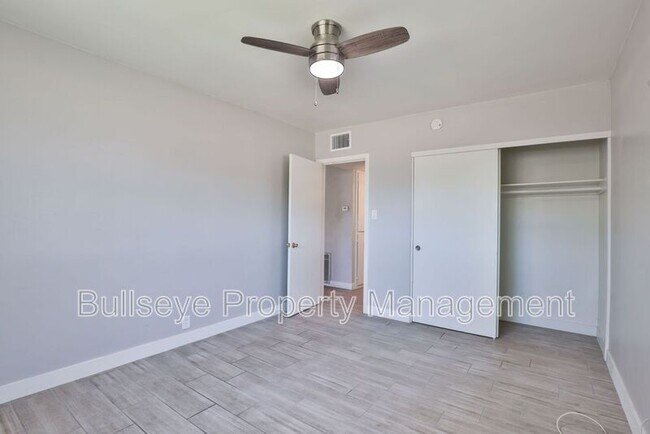 Building Photo - 3415 N 11th Ave