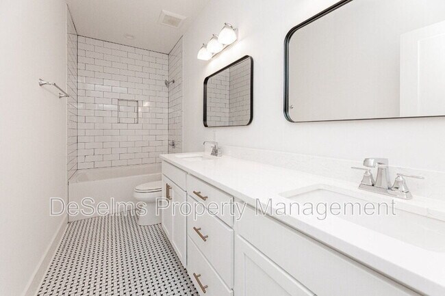 Building Photo - 335a Mckennell Drive