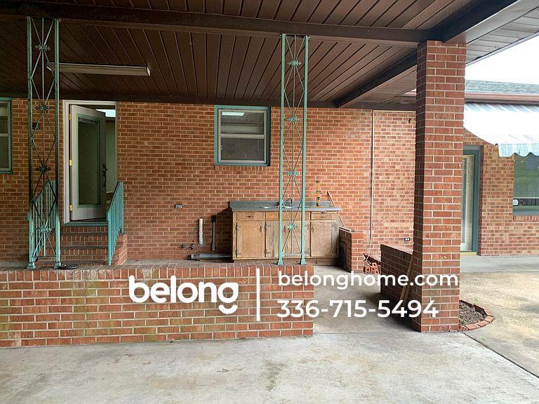 Building Photo - 1705 Fordham Rd