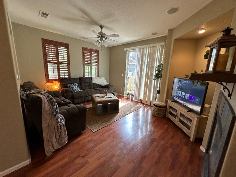 Building Photo - 17935 E 104th Pl