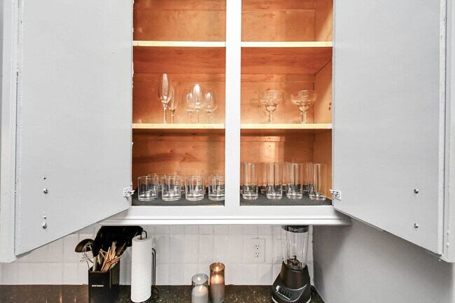 Building Photo - 2905 Baer St