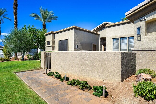 Building Photo - 75840 Sarazen Way