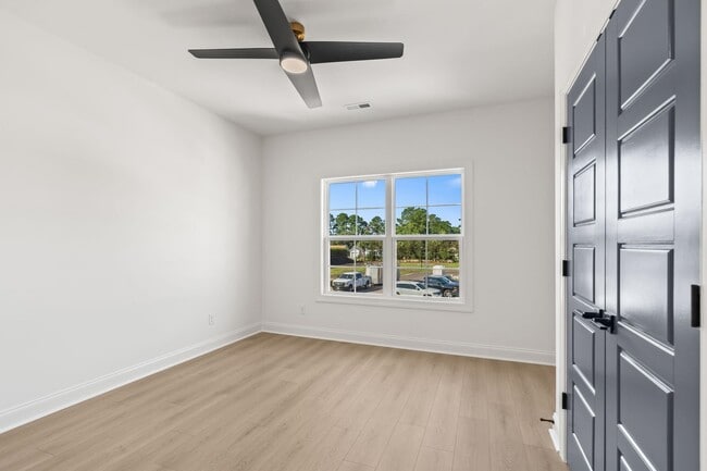 Building Photo - 113 ARBOR RIDGE CIR