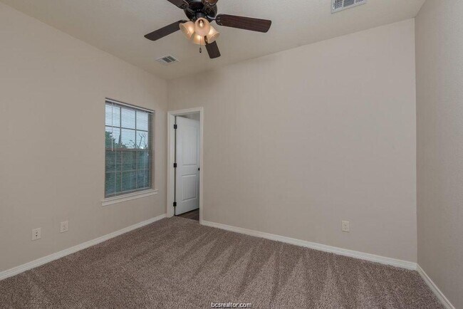 Building Photo - 406 Cooner St