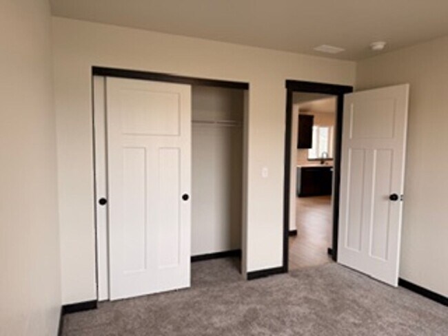 Building Photo - 6170 Ballantree Lp