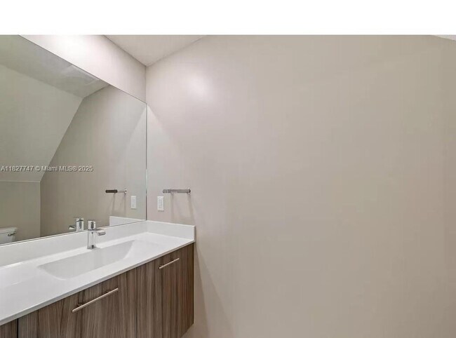 Building Photo - 4659 NW 83rd Path
