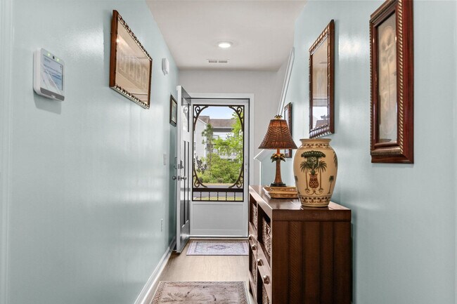 Building Photo - 332 Bayou Loop