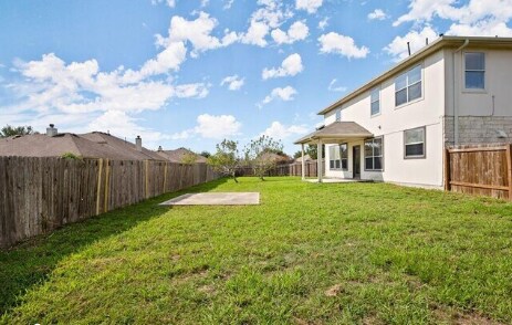 Building Photo - 18600 White Water Cove