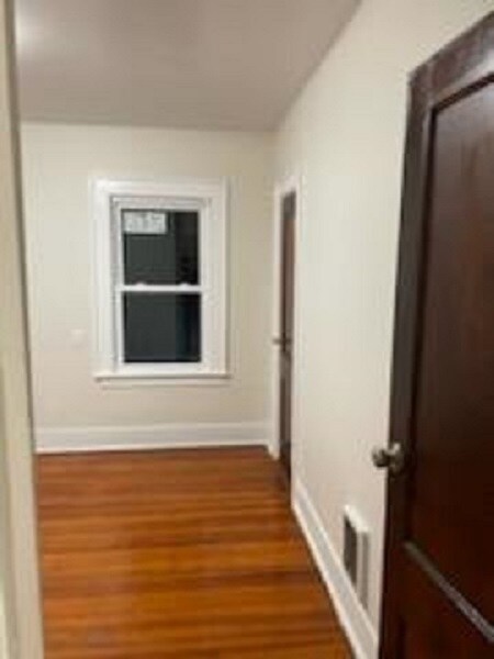 Building Photo - 28 Morgan St