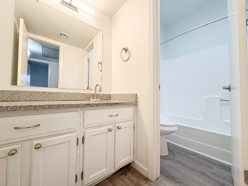 Building Photo - 80 W Maryland Ave