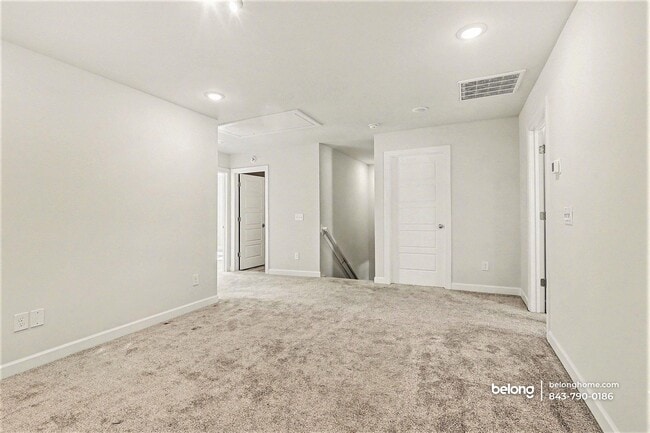 Building Photo - 104 Rock Cress Trl