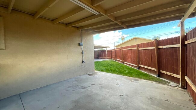 Building Photo - 81406 S Palo Verde Dr