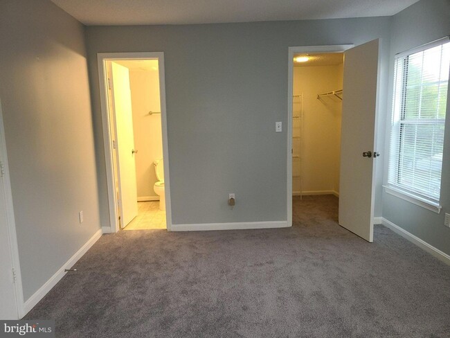 Building Photo - 15619 Easthaven Ct