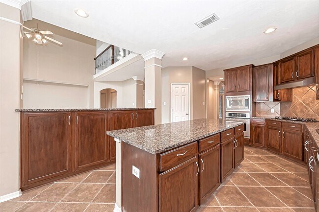Building Photo - 1222 Watermoon
