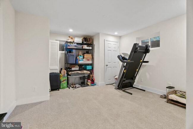 Building Photo - 14827 Old Frederick Rd