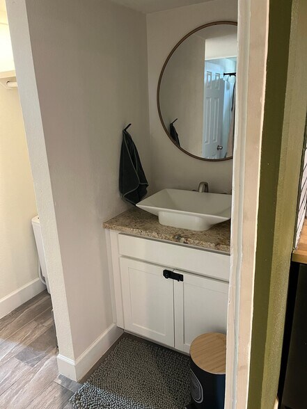 Building Photo - 2520 N 29th St