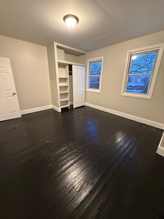 Building Photo - 2363 Orthodox St