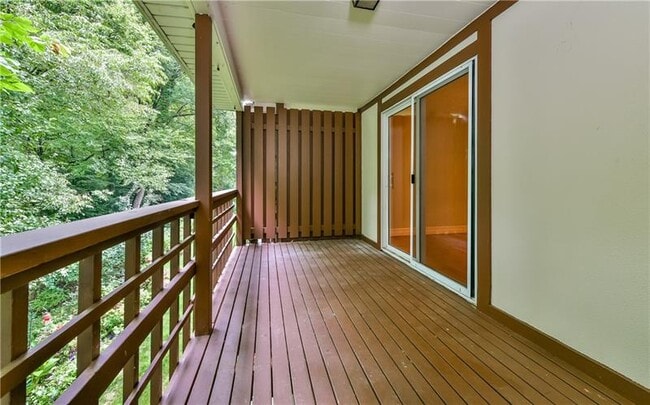 Building Photo - 4413 Laurel Oak Dr