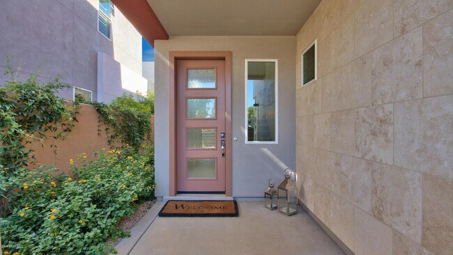 Building Photo - 9001 E San Victor Dr