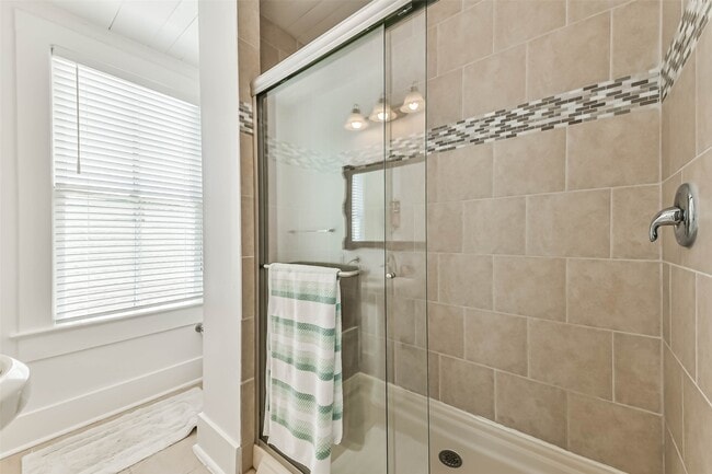 Building Photo - 3301 Ave N Ursuline St