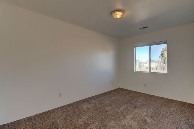 Building Photo - Home for Rent in Prescott Valley.