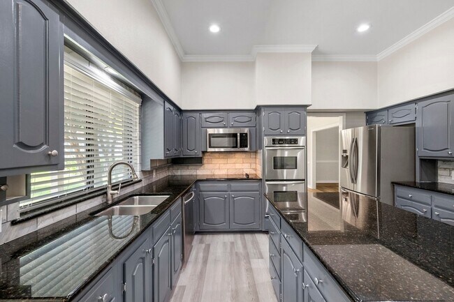 Building Photo - 4351 Bullfinch Ct