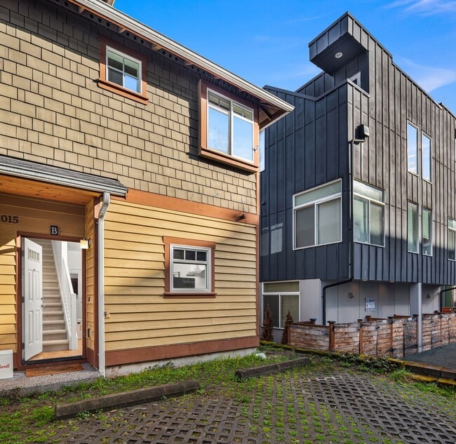 Building Photo - A Quiet Retreat with Parking, Patio, and City Proximity