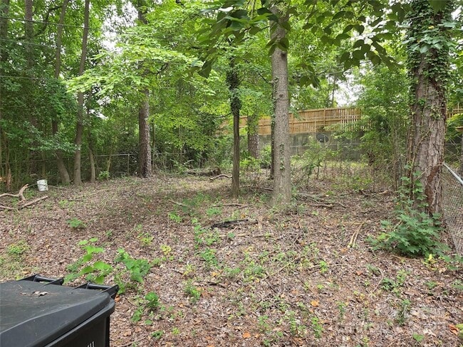 Building Photo - 3818 Winfield Dr