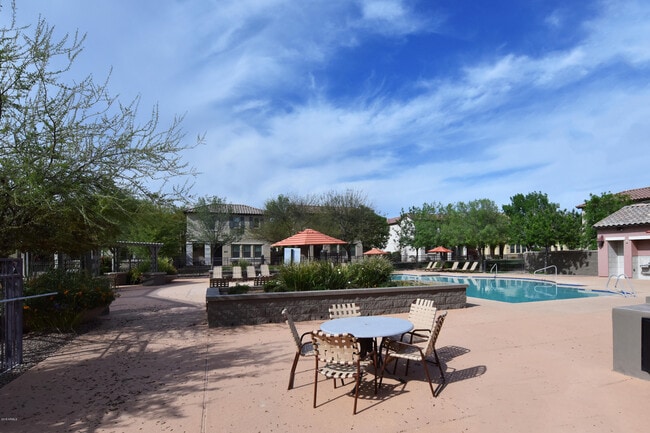 Building Photo - 4757 E Woodside Way