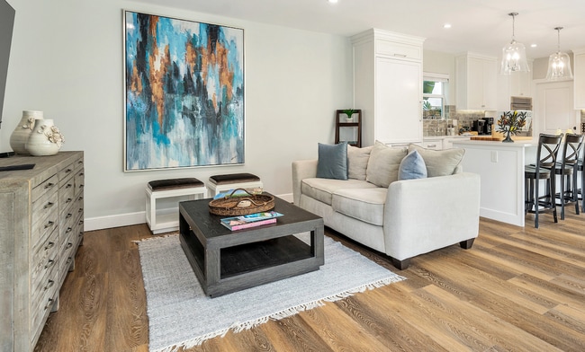 Building Photo - 332 Valley Forge Rd