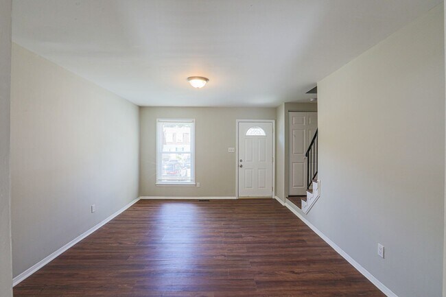 Building Photo - 11 Pawleys Ct