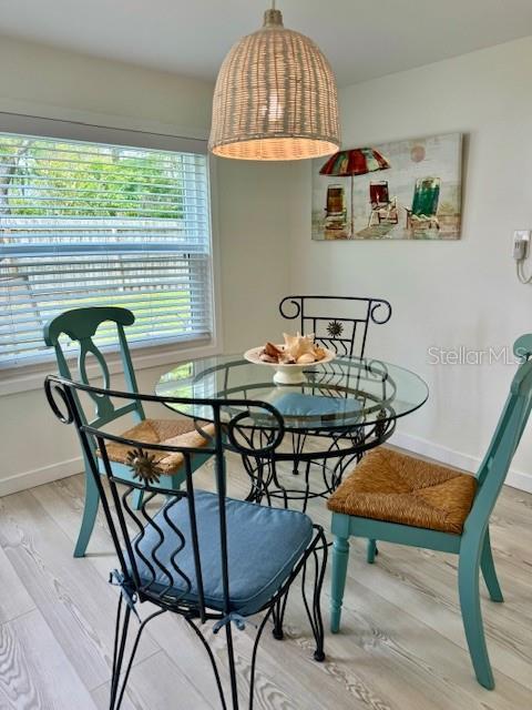 Building Photo - 1357 Lakeshore Dr