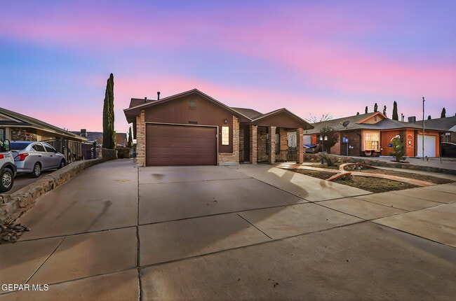 Building Photo - 12528 Martin Bauman Dr