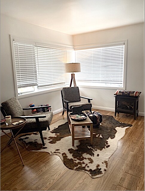 Building Photo - 916 N Sweetzer Ave