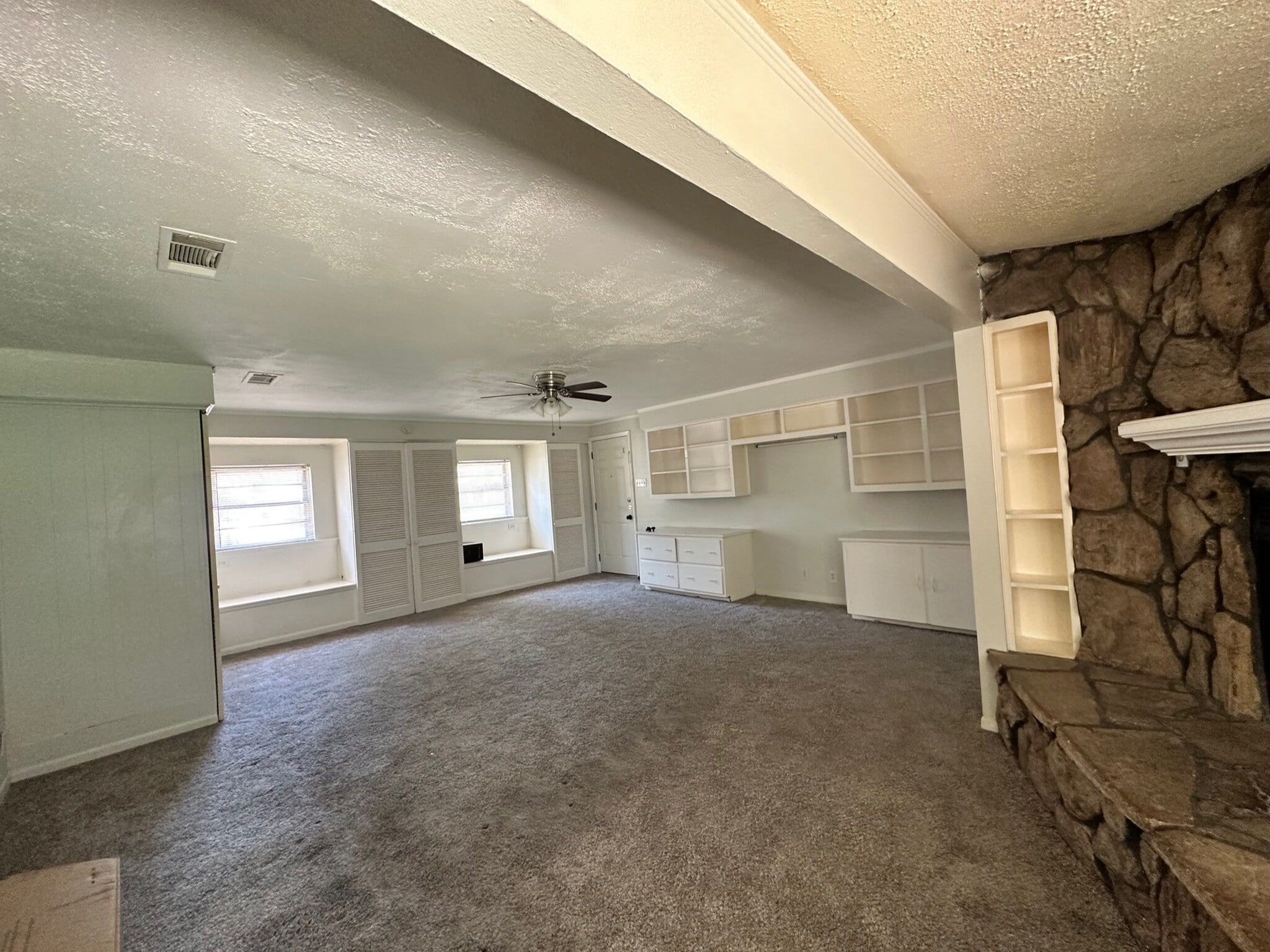 Building Photo - 3401 Princeton Dr