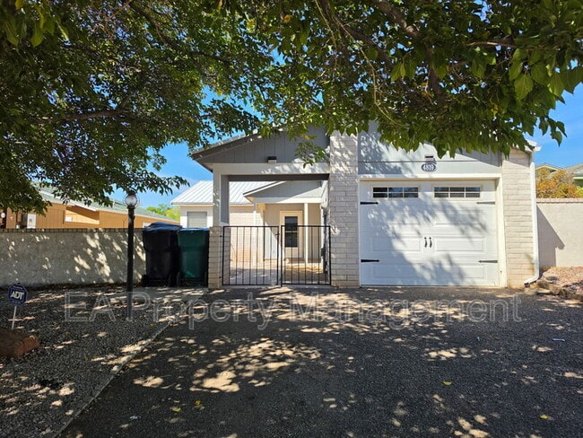 Building Photo - 4819 Platinum Loop NE