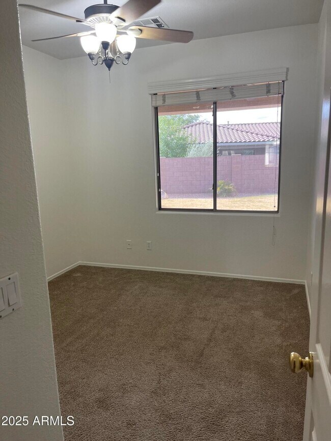 Building Photo - 18785 E Kingbird Dr