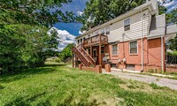 Building Photo - 1022 W 48th St