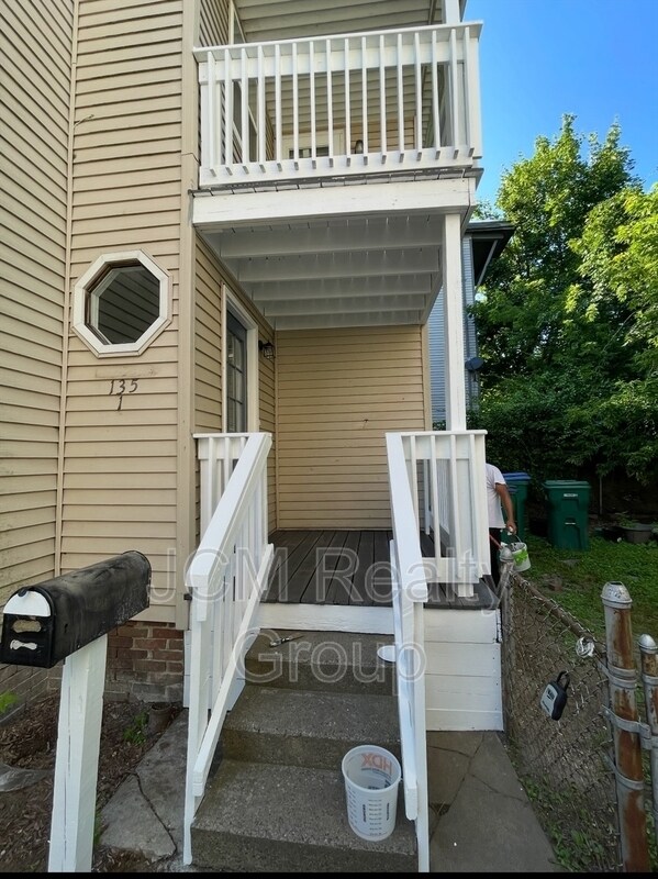 Building Photo - 135 Williams Ave