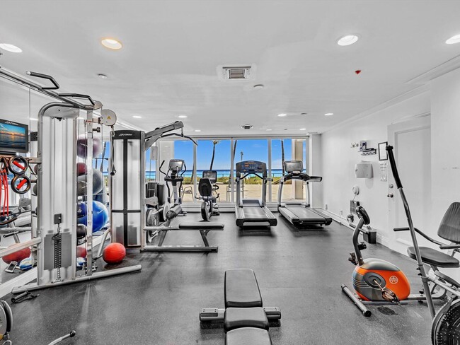 Building Photo - 3000 S Ocean Blvd