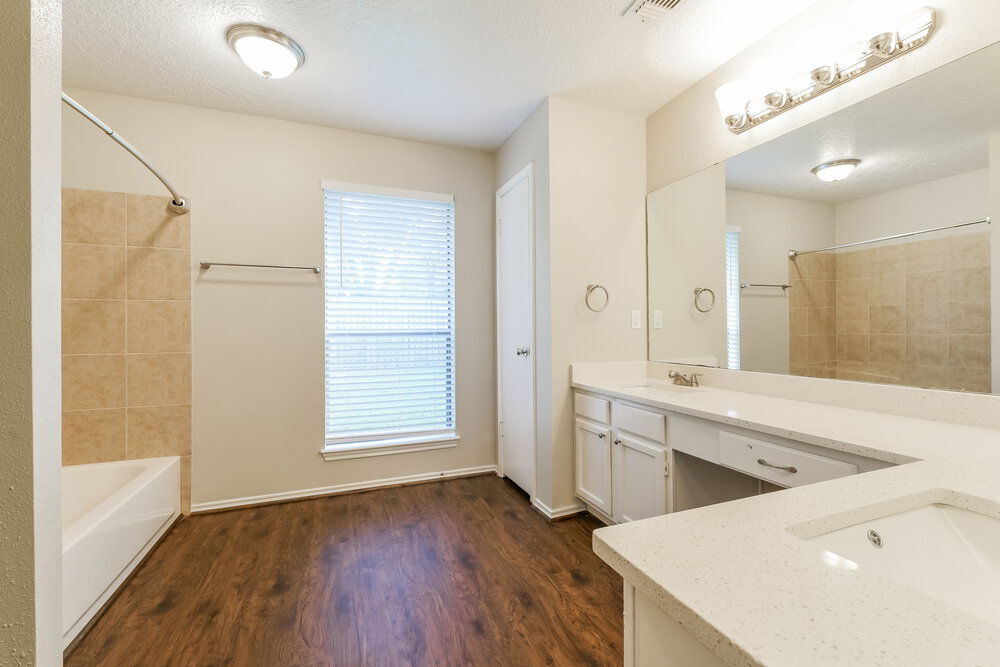 Building Photo - 13819 Smokey Trail Dr