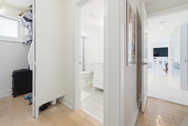 Building Photo - 2505 S Ocean Blvd