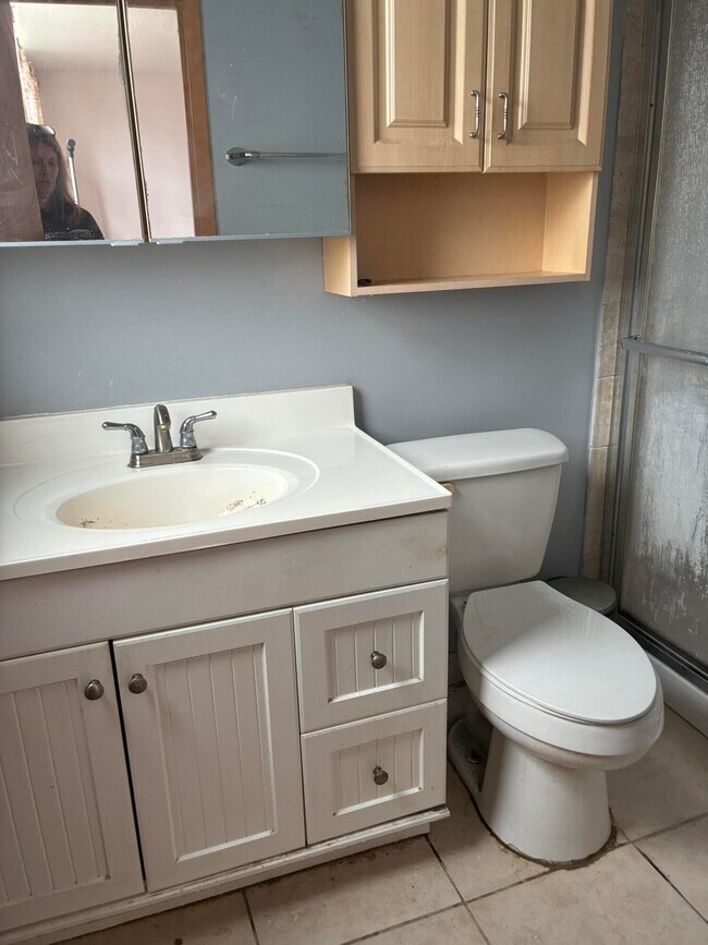 Building Photo - 2821 Somerset Dr