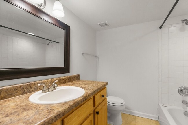 Interior Photo - Mountain Crest