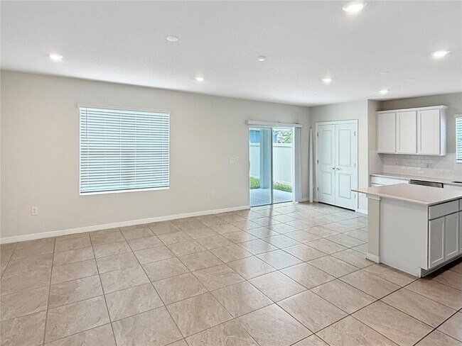 Building Photo - 5012 Blue Hammock Ct