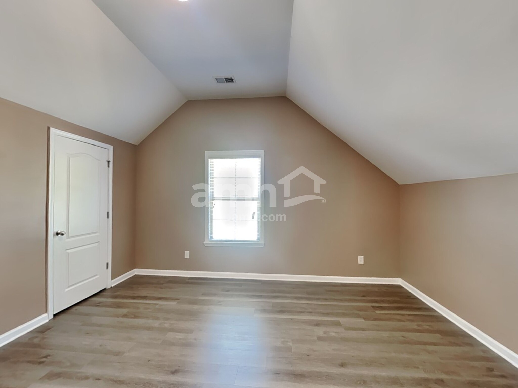 Building Photo - 3364 Park Glen Way