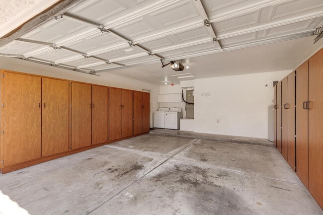 Building Photo - 19211 N 78th Ave