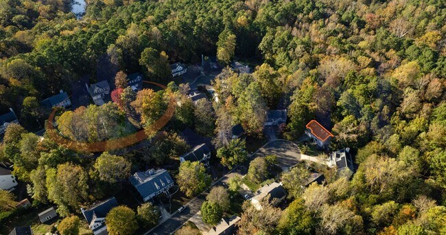 Building Photo - Beautiful 4BR, 2.5BA Home by the Eno River in North Durham