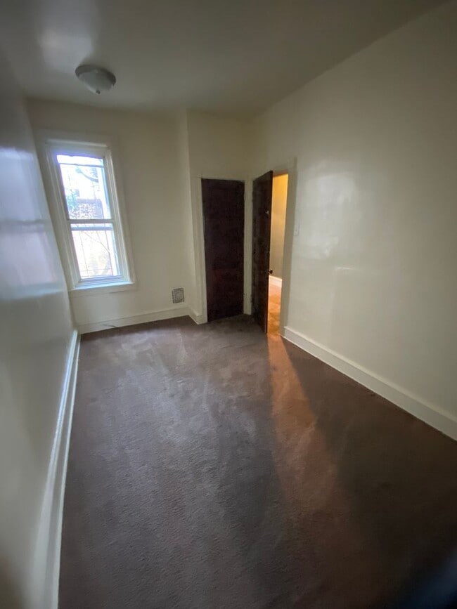 Building Photo - Your Next Home in Philly – 3BR Move-In Ready