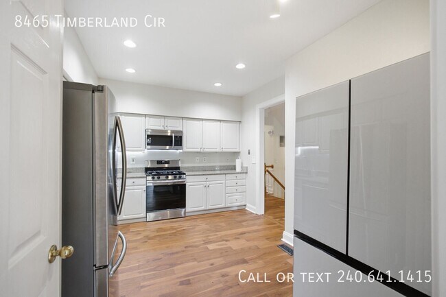 Building Photo - 8465 Timberland Cir